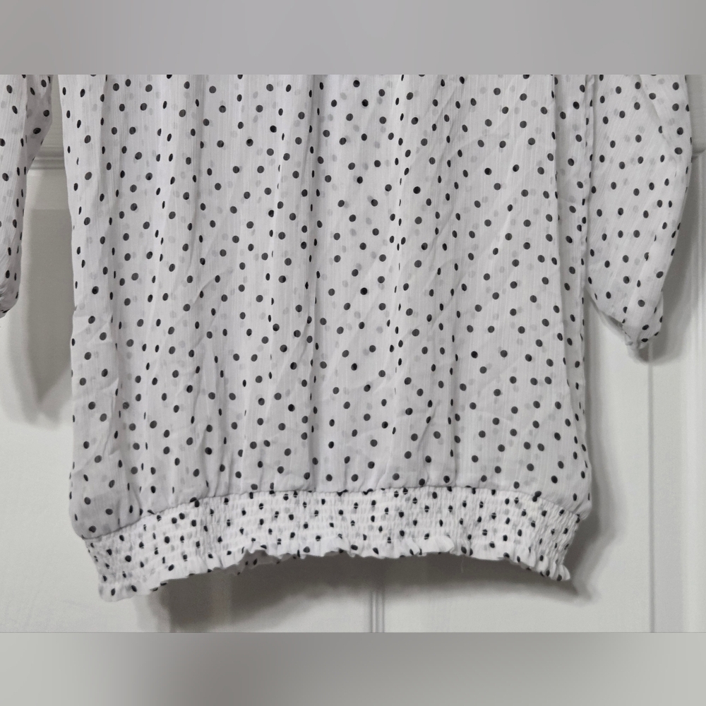 Old Navy White Polka Dot Blouse Size M - Picture 10 of 12